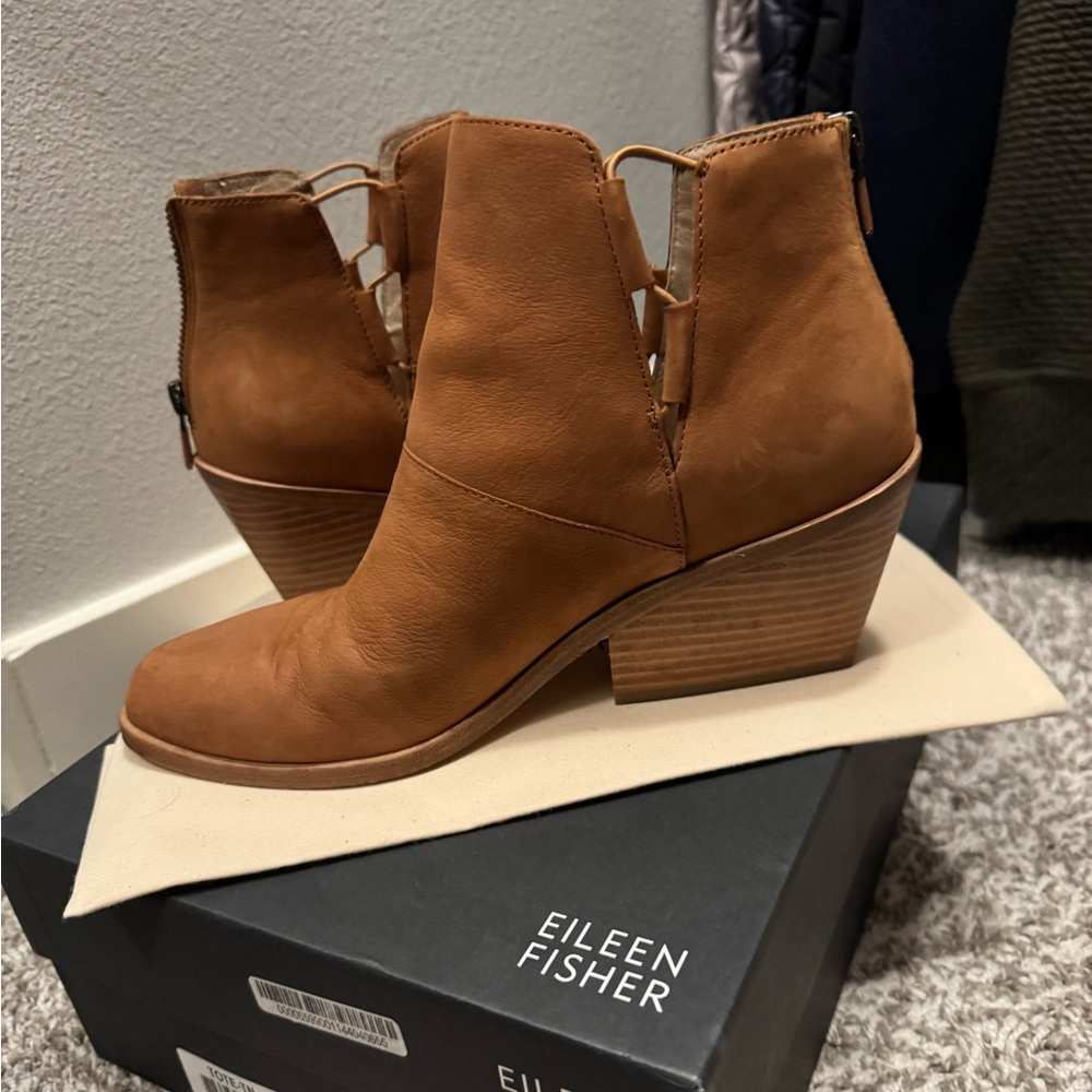 Eileen Fisher Tote Cognac Bootie